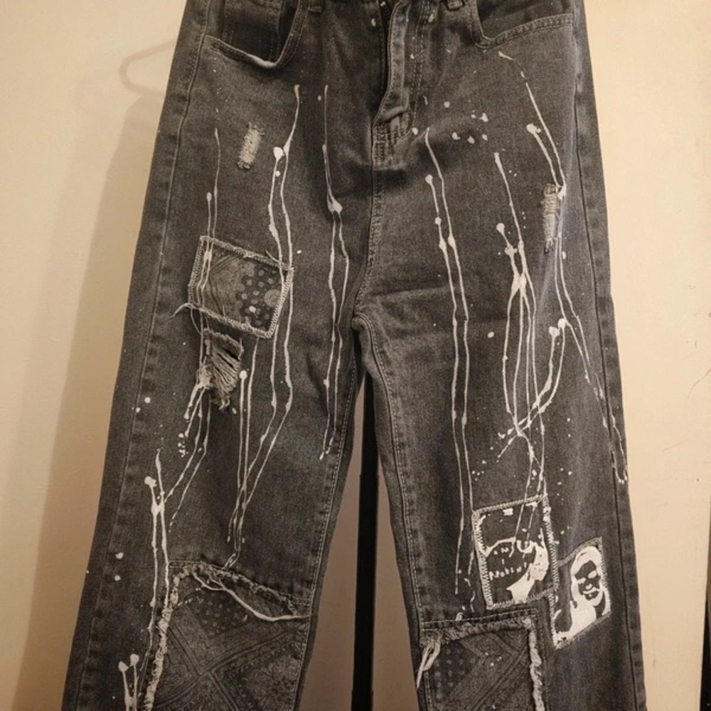 Urban Edge Men's Gray Distressed Jeans